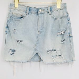 ZARA TRAFALUC light wash distressed denim skirt